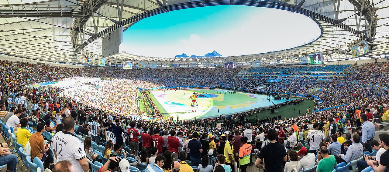 Maracanã na final da Copa do Mundo de 2014, com as arquibancadas cheias